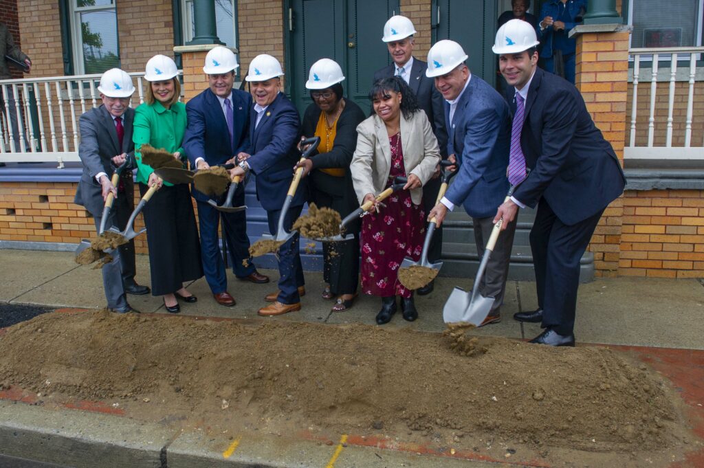 Groundbreaking at Cooper Plaza 